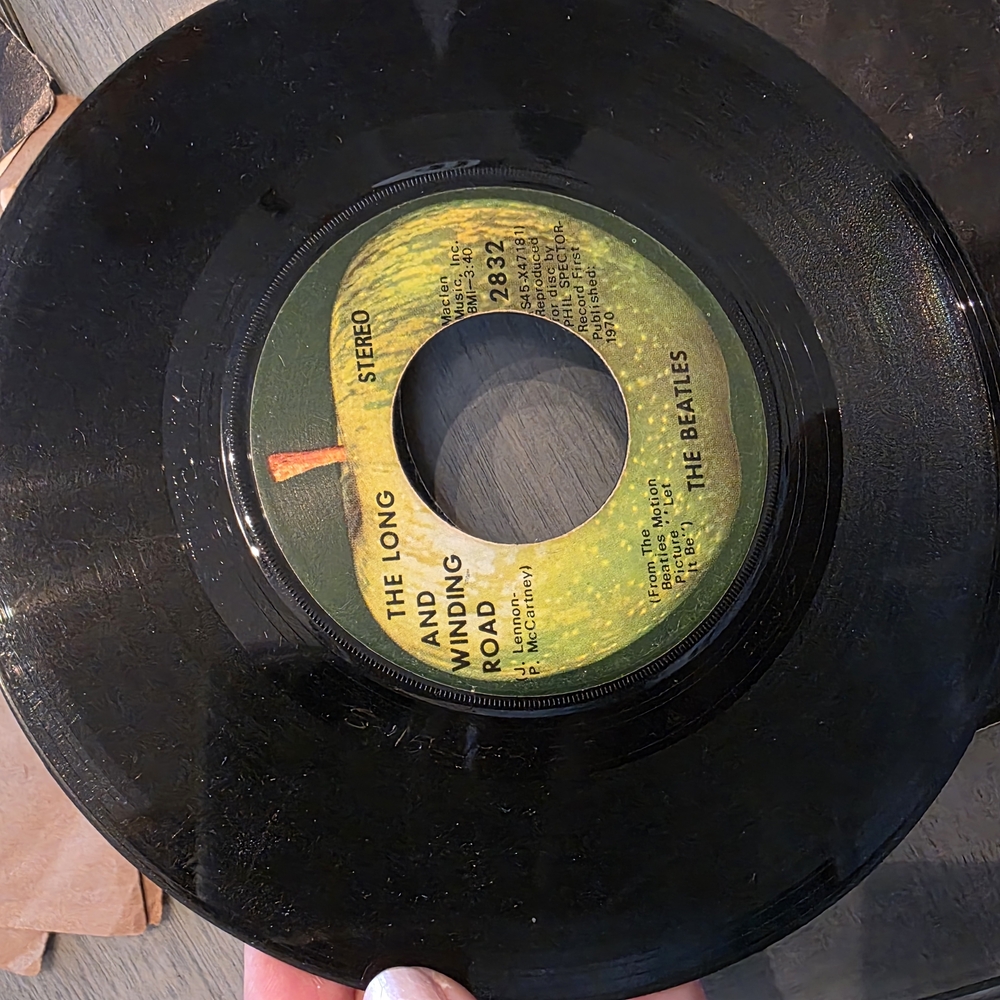 The Beatles 45's with Sleeves - Picture 4 of 5